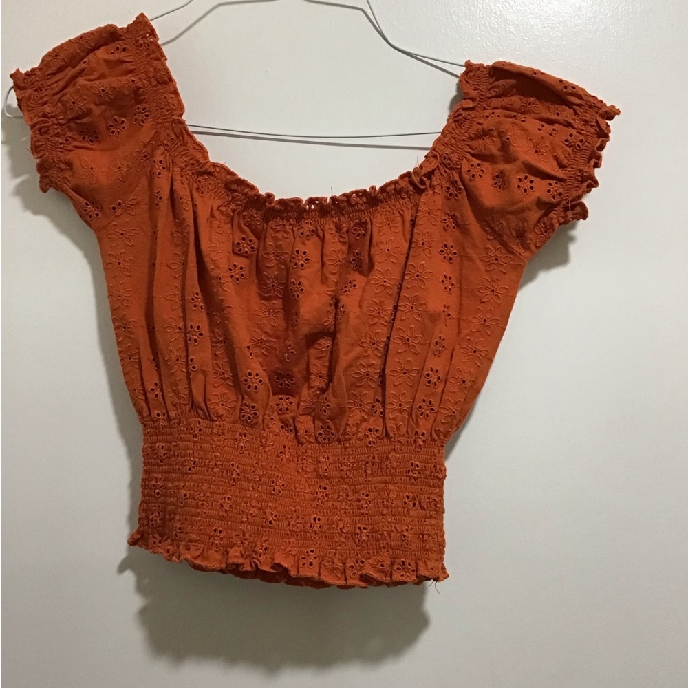 NWOT Forever 21 crop top in S